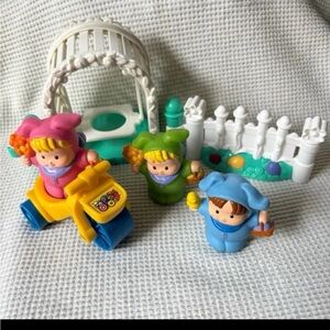 Fosher price People EASTER BUNNY SUITS children w/ BASKET Swing Tricycle